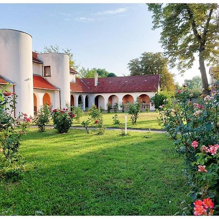 Gosztonyi Villa Siofok Exterior photo